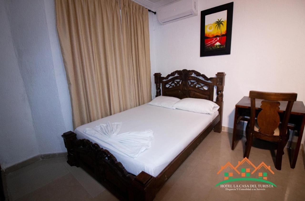 Hotel La Casa Del Turista Cartagène Extérieur photo