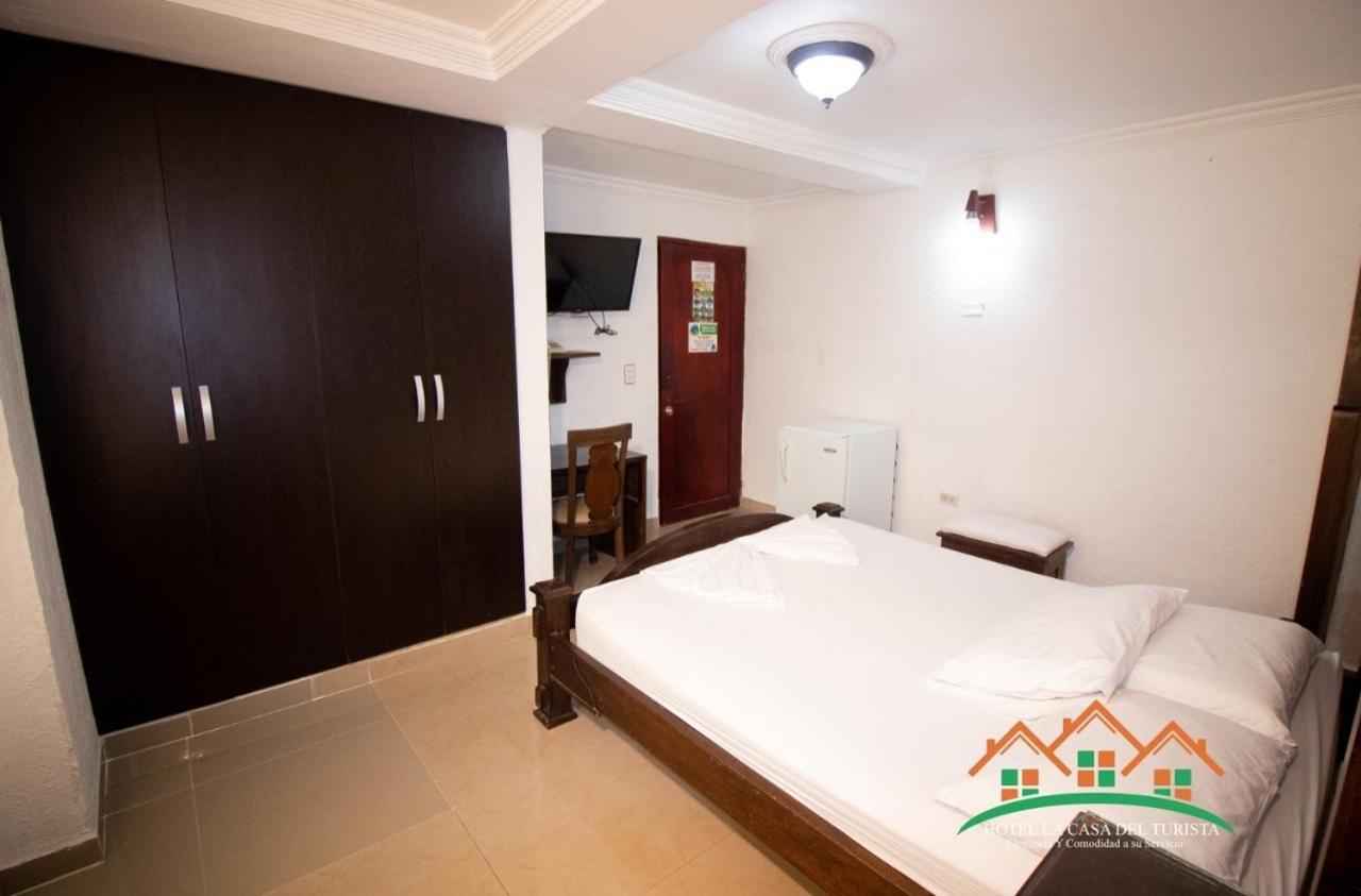 Hotel La Casa Del Turista Cartagène Extérieur photo