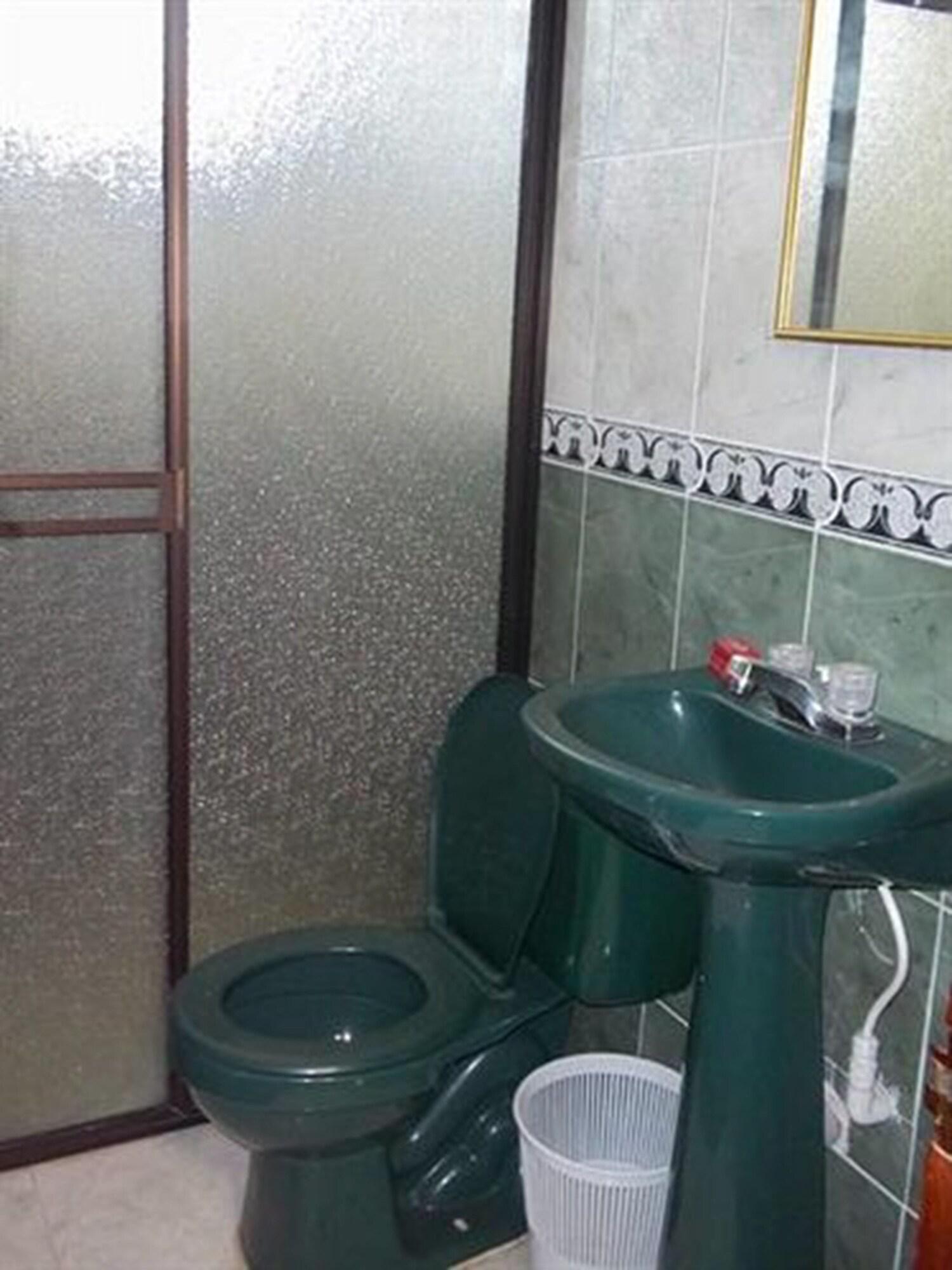 Hotel La Casa Del Turista Cartagène Extérieur photo